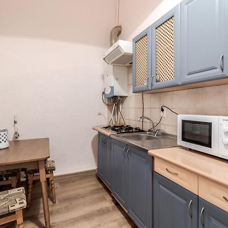Striltsiv Apartment Лвив Екстериор снимка