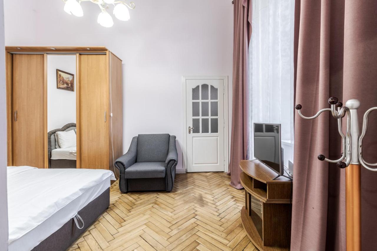 Striltsiv Apartment Лвив Екстериор снимка